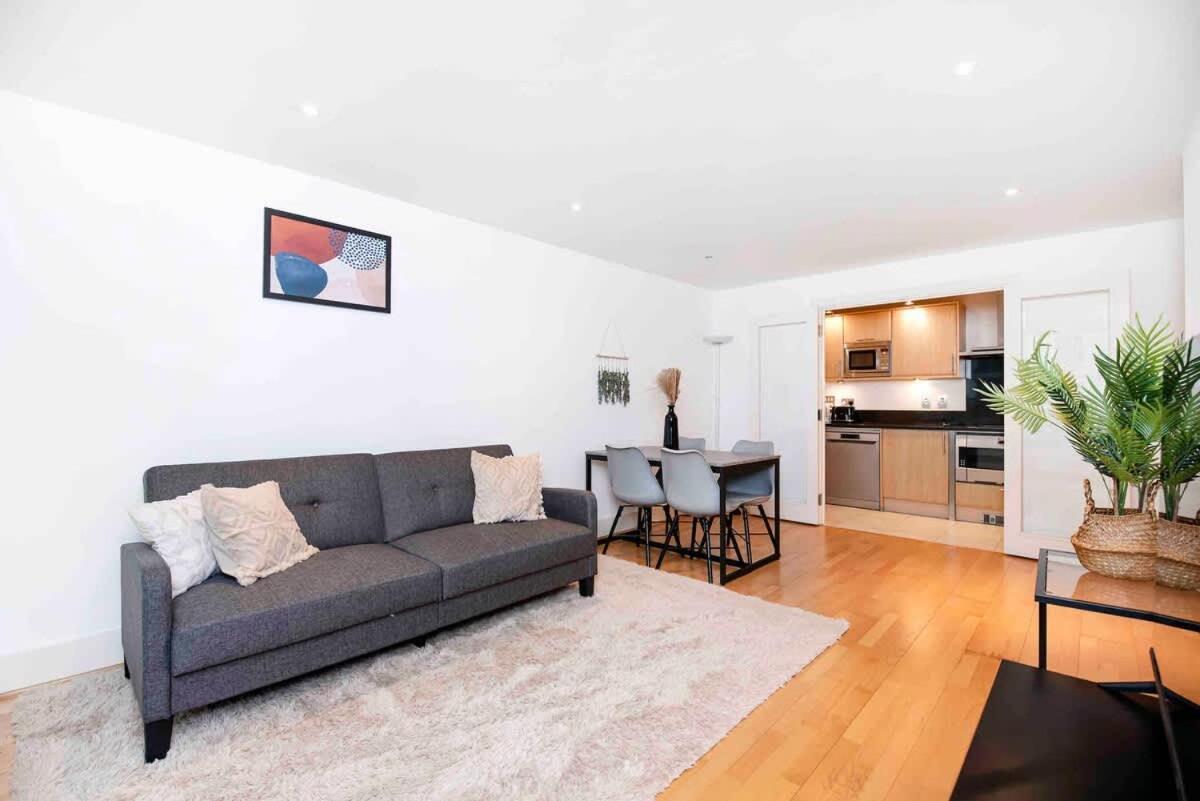 Apartment Terraced Riverview